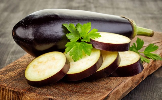 Desvendando o Mistério: Por Que a Berinjela é Uma Fruta (e Não Um Legume)