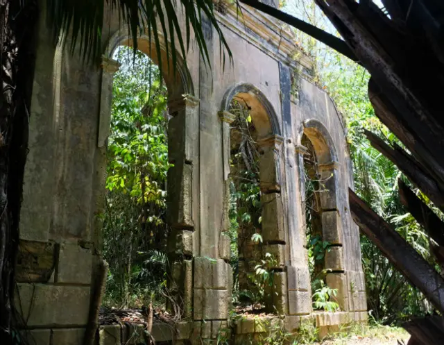cidade fantasma na amazônia