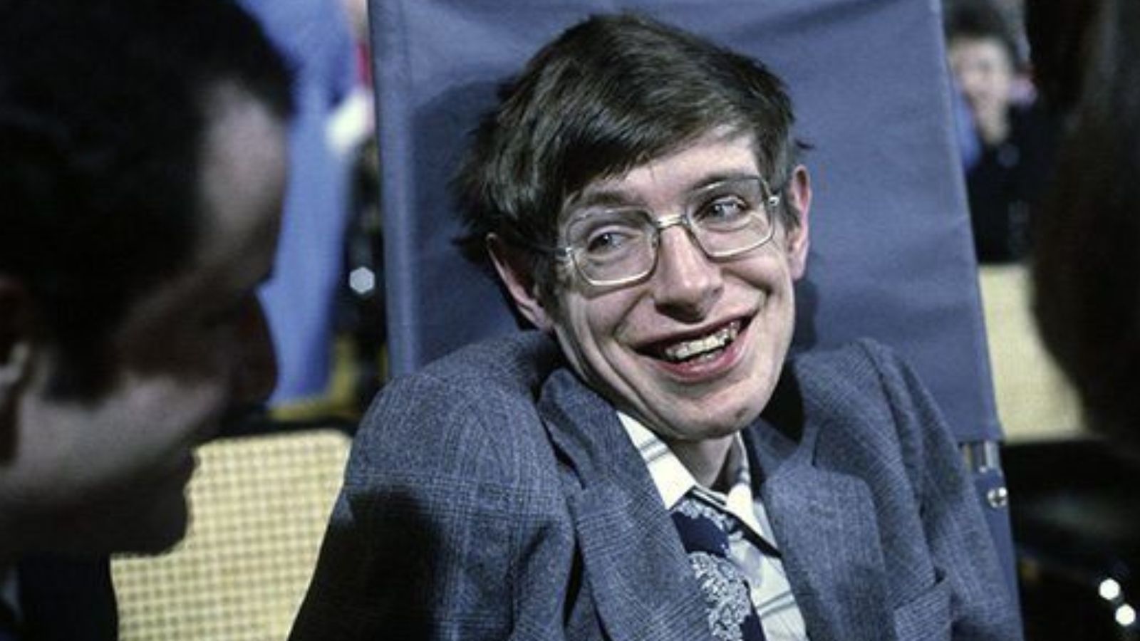 Como a ELA Afetou a Vida e a Ciência de Stephen Hawking
