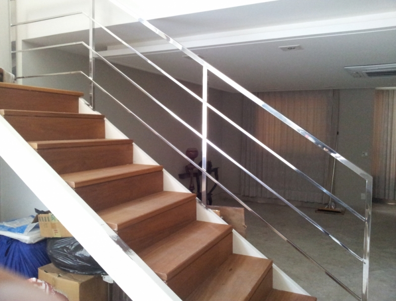 corrimão aço inox para piscina com tratamento sal