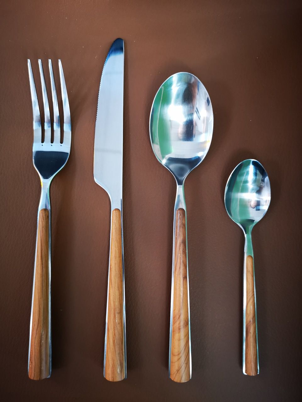 erros comuns ao escolher faqueiro de madeira