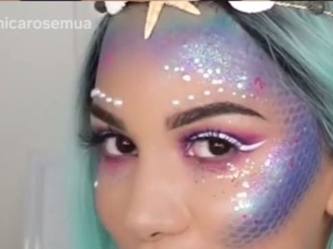 quanto custa maquiagem profissional para carnaval