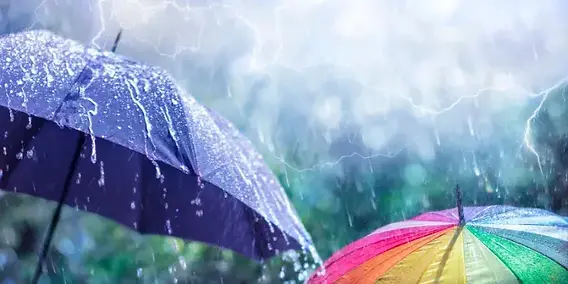 sonhar com chuva e inundação em casa