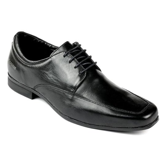 Como usar o pé de ferro para consertos de sapatos