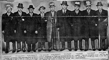 O Estilo dos Peaky Blinders: Comparação entre a Moda da Série e a Realidade da Gangue