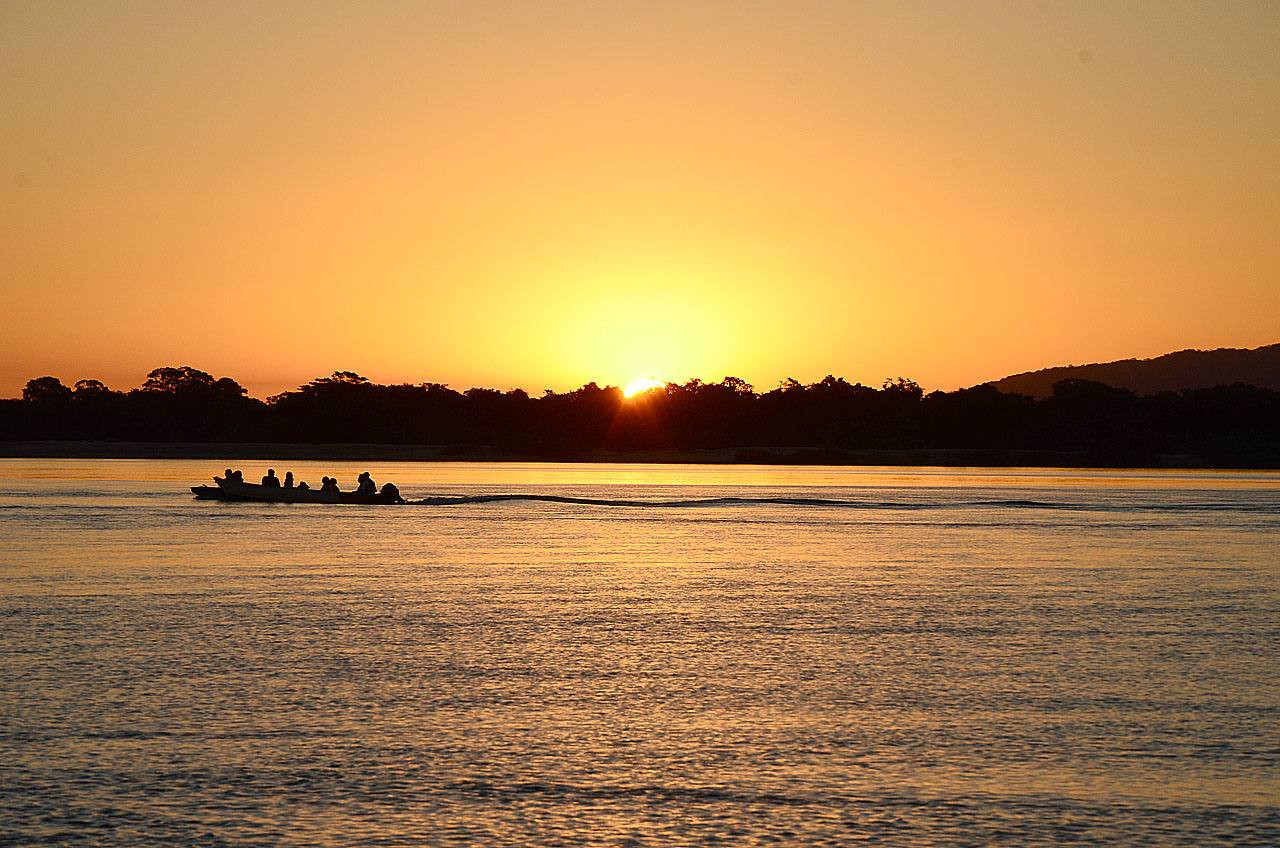 por do sol rio tocantins