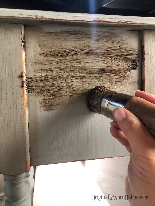 tinta de giz de cera vs tinta guache tradicional