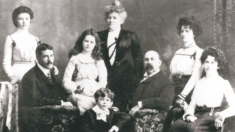 A Verdade em Imagens: As Fotos Reais dos Sobreviventes do Titanic