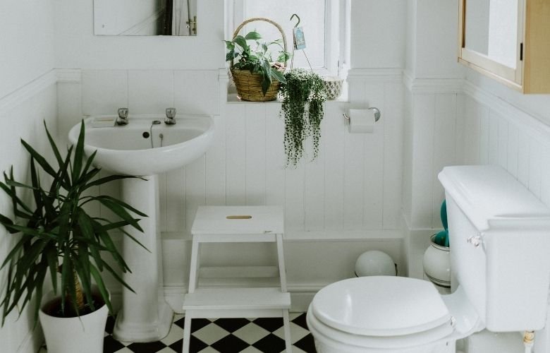 erros comuns ao planejar banheiro