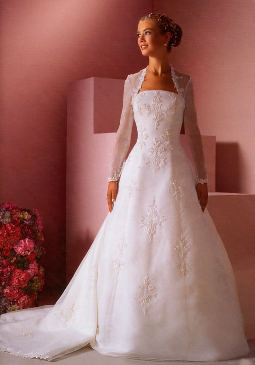 vestido de noiva para casamento no campo simples e elegante