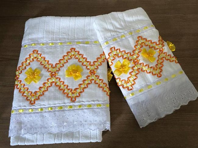 vagonite com fita de cetim