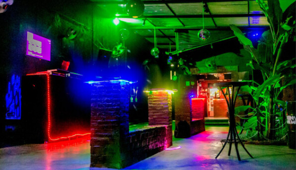 melhores bares para ir com amigos em palmas